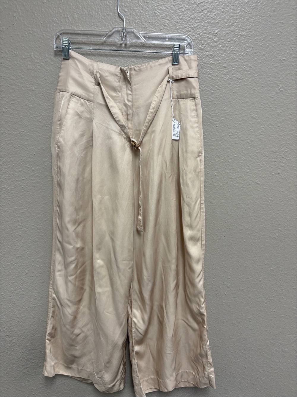 Ann Taylor Light Cream Satin gaucho pants with Waist Tie